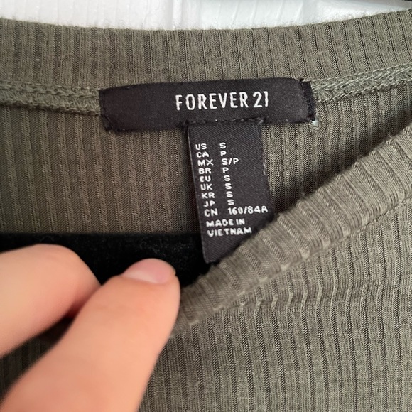 Forever 21 Tee - Picture 2 of 4